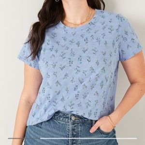 Never worn Floral Green Old Navy Shirt Size Medium